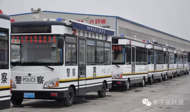 躍迪移動(dòng)警務(wù)室發(fā)車(chē)成都----服務(wù)群眾得民心順民意