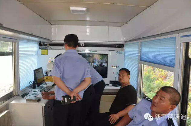 北京市56輛躍迪移動警務(wù)室全天候執(zhí)勤，為大閱兵保駕護(hù)航（一）