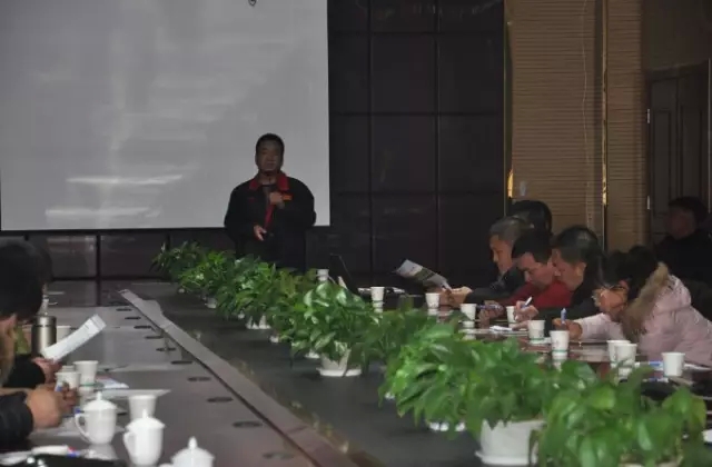 躍迪集團回饋家鄉(xiāng)父老—暨“金”冬臘月招商、訂貨、動銷大會河北站勝利召開