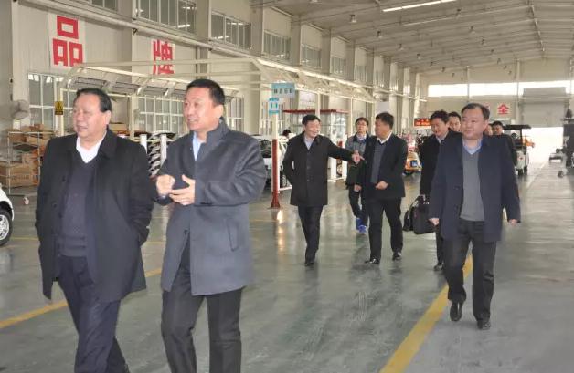 安慶市委常委、副市長(zhǎng)華克思一行到河北躍迪新能源科技集團(tuán)參觀考察