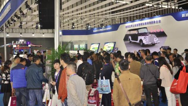 躍迪汽車強(qiáng)勢登錄南京新能源汽車展，引領(lǐng)行業(yè)發(fā)展新軌道