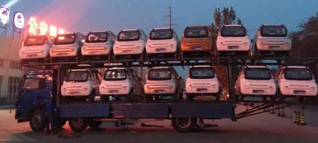 躍迪電動汽車批量發(fā)車邢臺——同呼吸，共行動