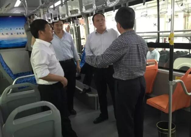 商洛市副市長王華一行到躍迪集團旗下陜西躍迪新能源汽車有限公司調(diào)研