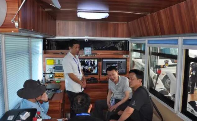 躍迪移動(dòng)測(cè)速卡口、躍迪定制智能人臉識(shí)別成為本屆警用裝備博覽會(huì)焦點(diǎn)
