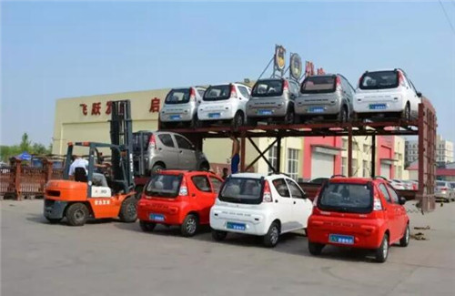 電動(dòng)轎車(chē)