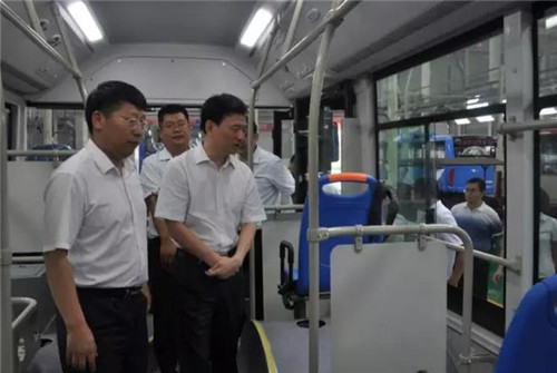 電動(dòng)客車(chē)