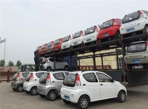 電動(dòng)轎車(chē)