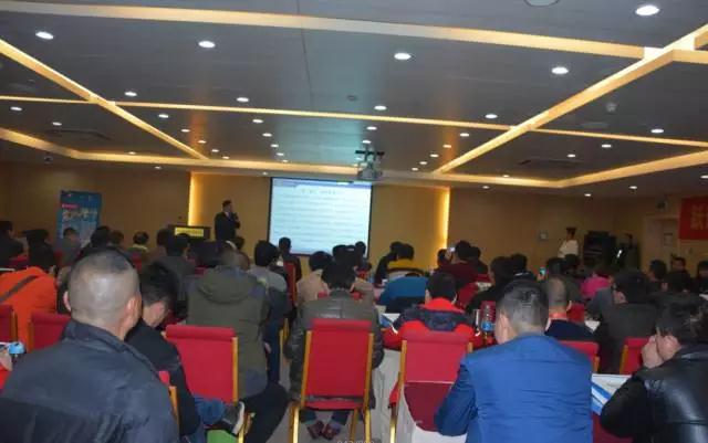躍迪智能家族集結(jié)亮相鄭州展，萬人見證，共贏未來