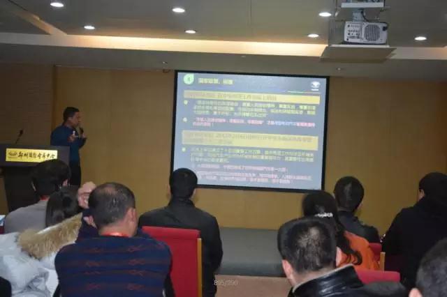 躍迪智能家族集結(jié)亮相鄭州展，萬人見證，共贏未來