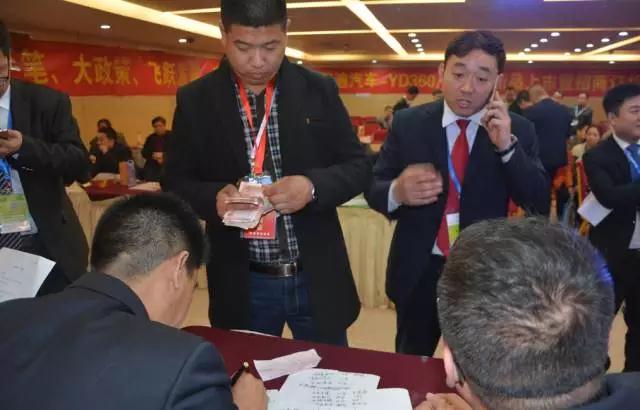 躍迪智能家族集結(jié)亮相鄭州展，萬人見證，共贏未來
