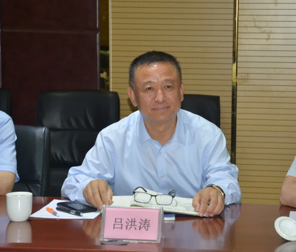石家莊市中級(jí)人民法院黨組書(shū)記、院長(zhǎng)白峰到躍迪集團(tuán)調(diào)研