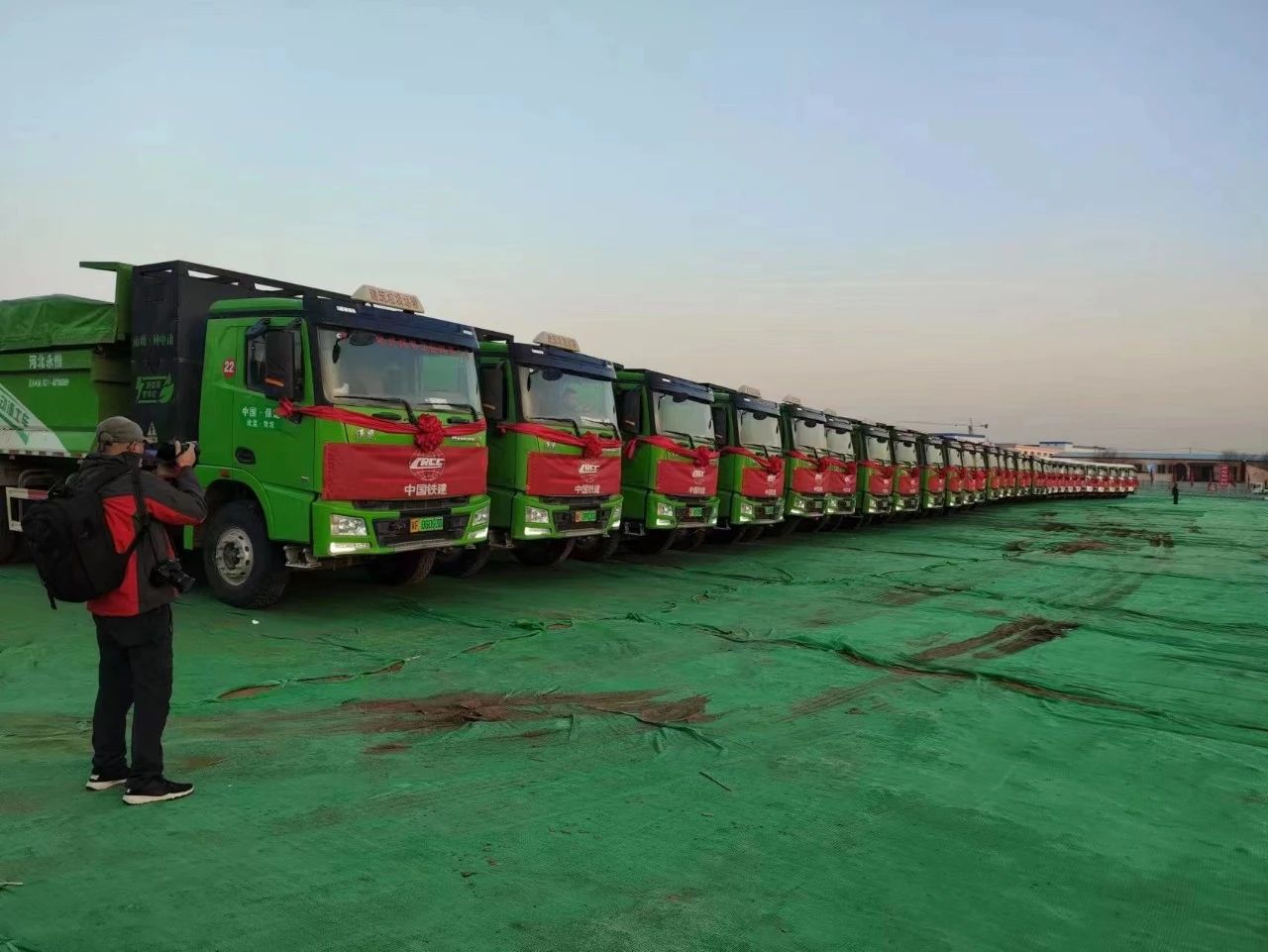 躍迪純電動渣土自卸車服務(wù)保定市城中村改造項(xiàng)目