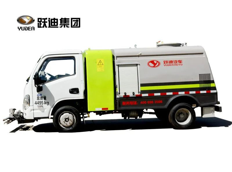 道路“美容師”—躍迪小型路面養(yǎng)護(hù)車(chē)