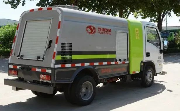 躍迪集團(tuán)新能源小型路面養(yǎng)護(hù)車(chē)--助力城市綠色發(fā)展