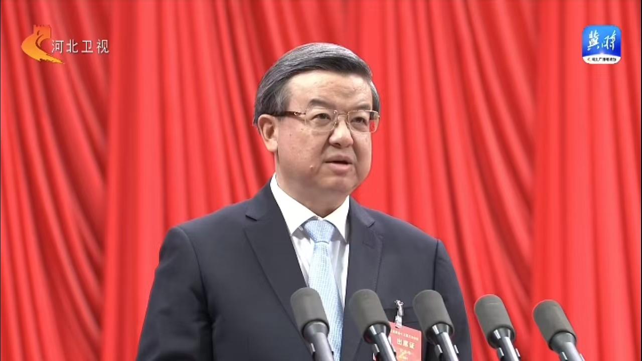 河北省政協(xié)十三屆三次會議開幕：河北省政協(xié)委員、躍迪集團董事長呂洪濤參加會議并接受采訪